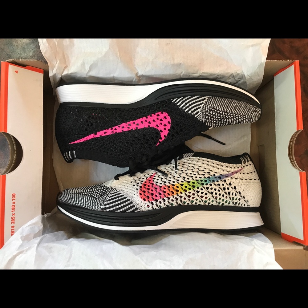 Nike Flyknit Racer BE TRUE  5M / 6.5 Deadstock
